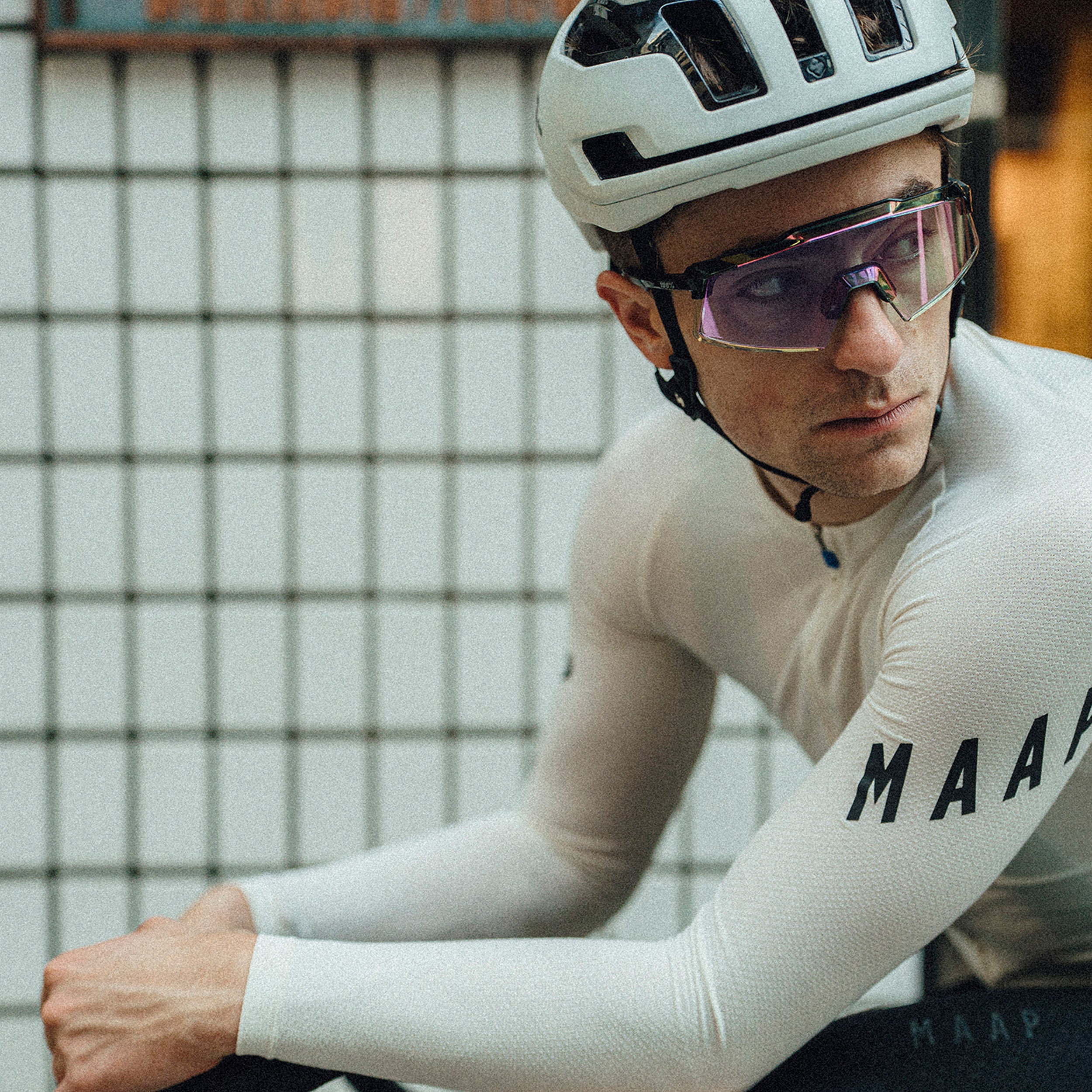 AEROCRAFT Gloss Black Purple Mirror Photochromic Lens